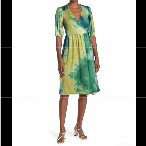 NWT! Velvet Torch Tie-Dye Puff Sleeve Wrap Dress Size Large - Picture 1 of 9
